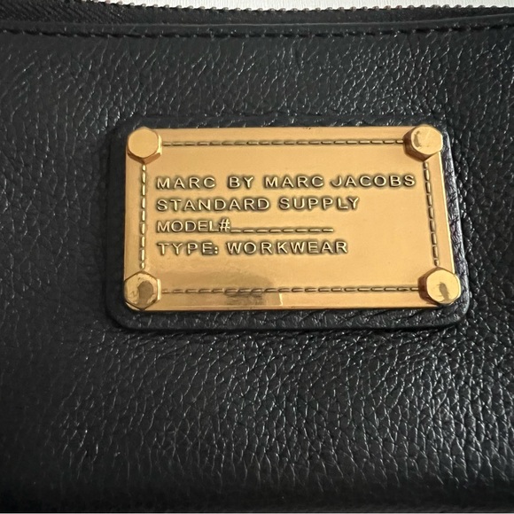 MARC by Marc Jacobs Black Leather Black Wallet - Picture 3 of 12